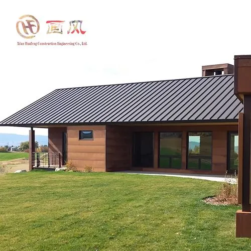 Stehfalz-Vordach aus Metall